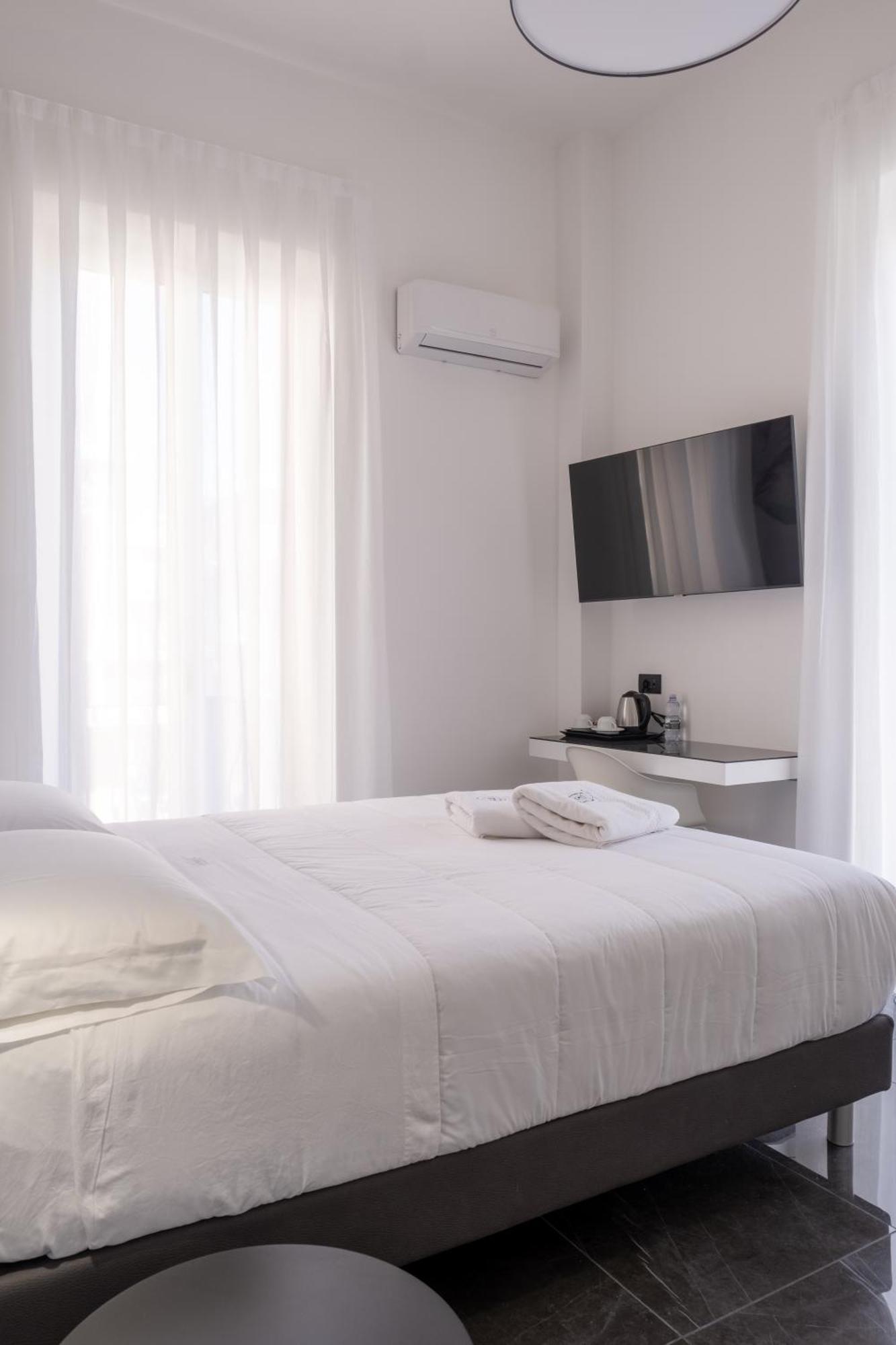 Domea Superior Rooms Bed And Breakfast Reggio di Calabria Exterior photo